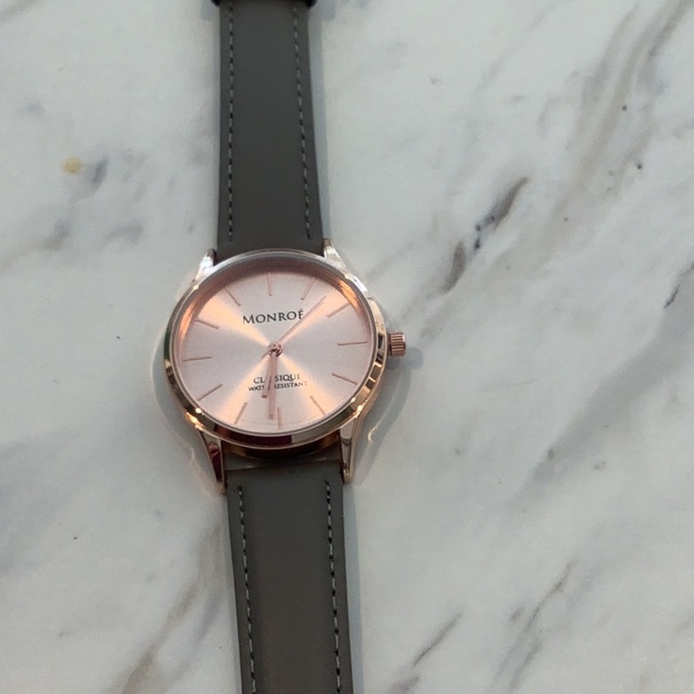 Monroe’ Classique watch